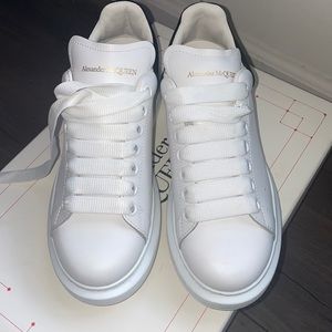 Alexander Mcqueen Seude Oversized Sneakers